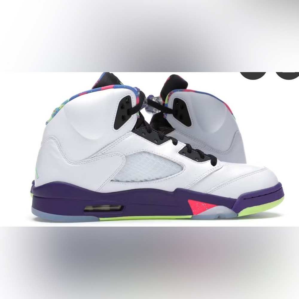 Jordan 5 Retro
Alternate Bel-Air
